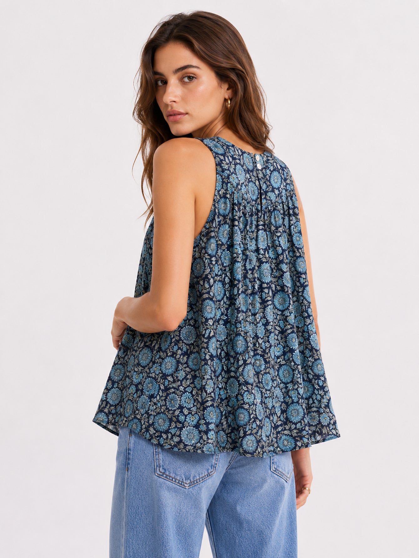 Top Corto Mujer Viscosa Cuello Halter con Botones Estampado | Armonias Teen