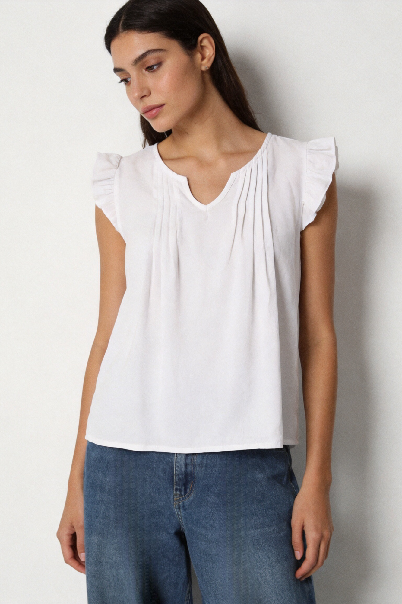 Blusa Mujer Viscosa Fluida Escote Pico con Volantes | Armonias