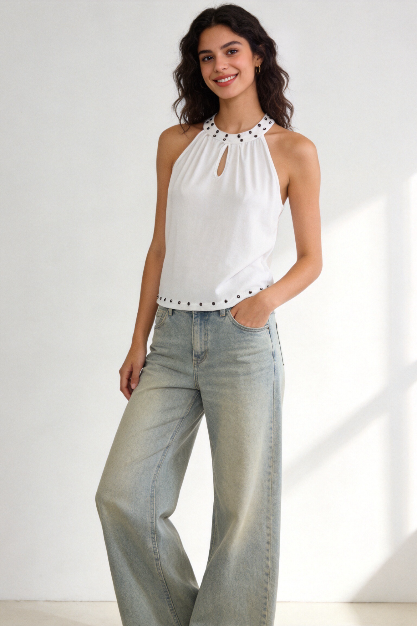 Top Mujer Algodón Cuello Halter con Tachuelas Frontales y Botones | Armonias Teen