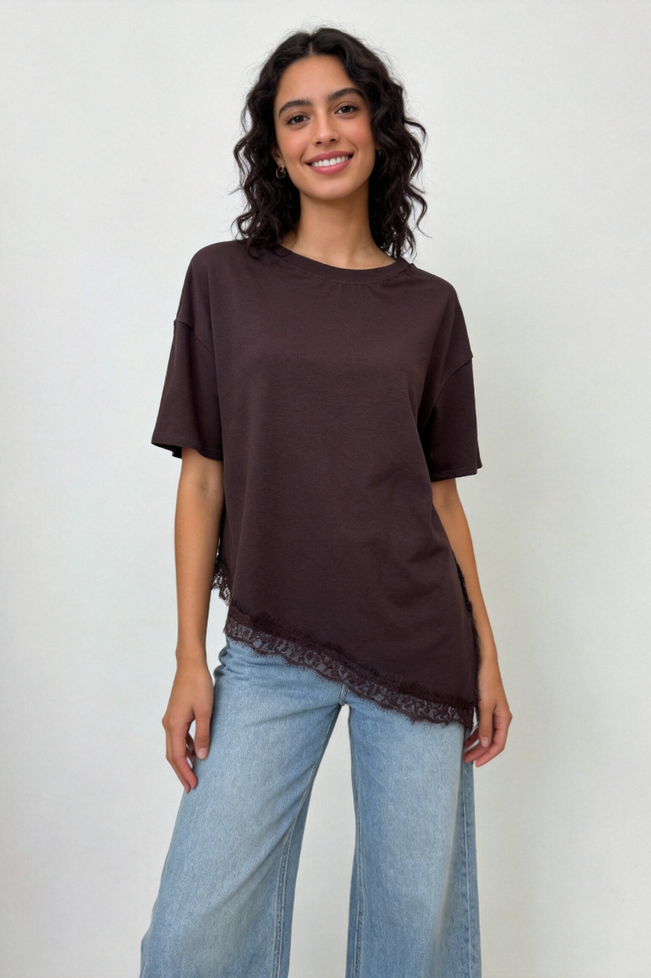 Camiseta Mujer Algodón Manga Corta Bajo Encaje Asimétrico con Apertura Lateral | Armonias