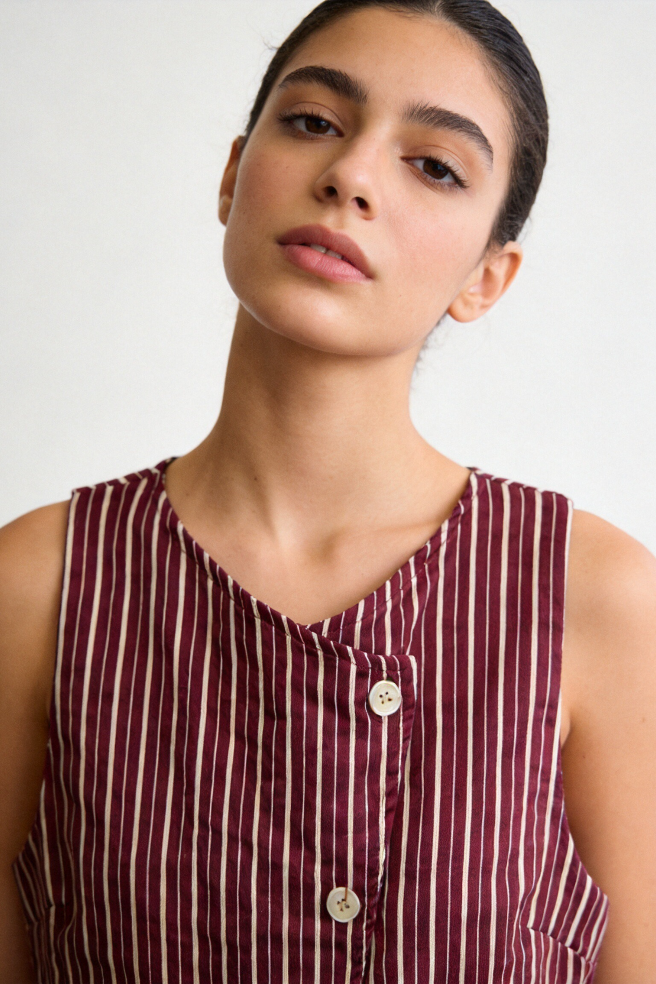 Chaleco Mujer Algodón Estampado Rayas Sin Mangas Cuello Redondo con Botones | Armonias Teen