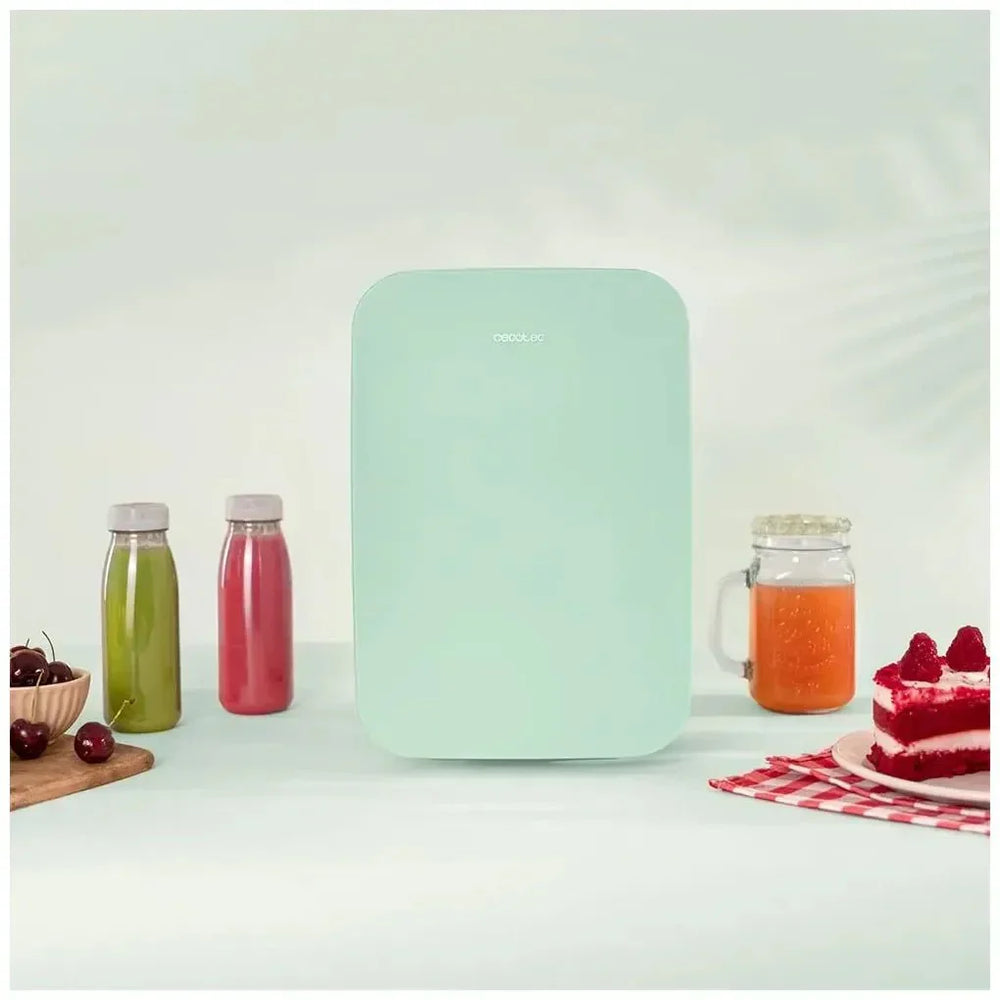 Mini Frigorífico Portátil 6L: Enfría y Calienta, Ideal para Viajes y Hogar de Cecotec