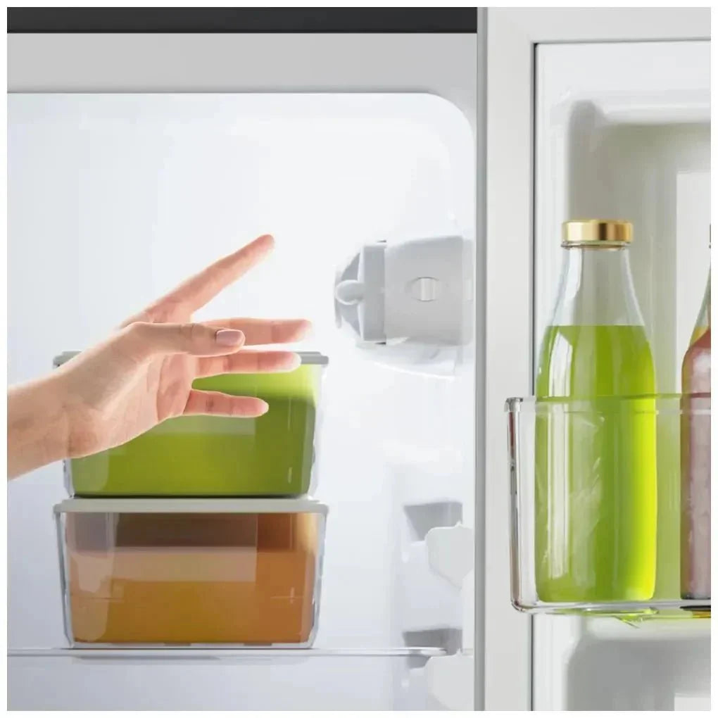 Frigorífico Combi Negro 205L con Fast Freezing y Puerta Reversible de Cecotec