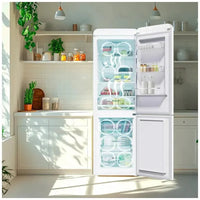 Frigorífico Combi Retro 231L No Frost, Eficiencia Energética y Diseño Vintage de Cecotec