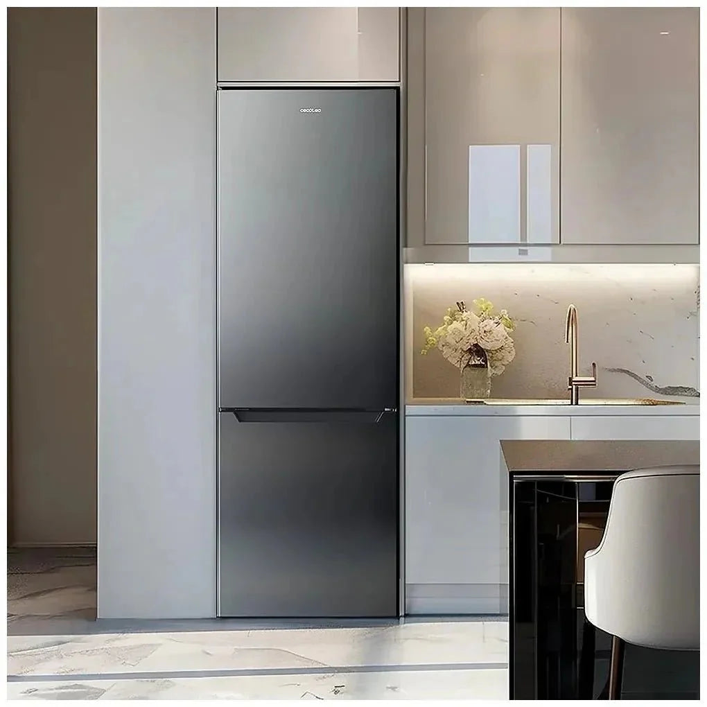 Frigorífico Combi Inox Oscuro 250L: Eficiencia Total No Frost y Multi Air Flow de Cecotec