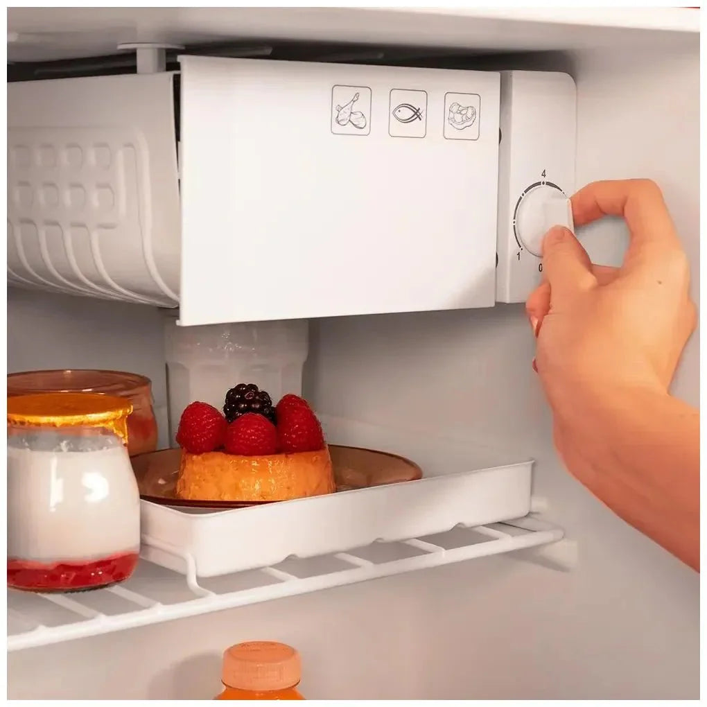 Mini Frigorífico Retro Azul 45L con Icebox y Eficiencia Energética Clase E de Cecotec
