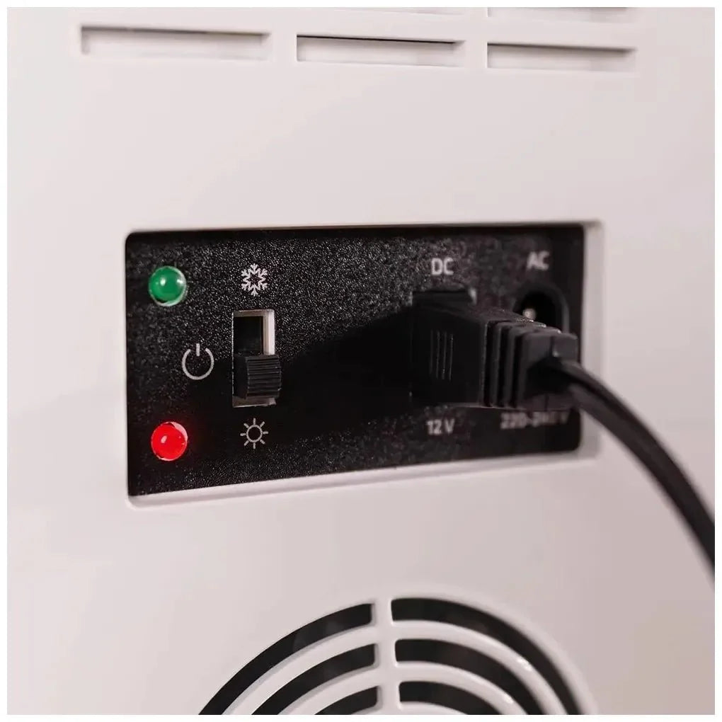 Frigorífico Compacto de 6L: Enfriador y Calentador Ideal para tus Viajes de Cecotec
