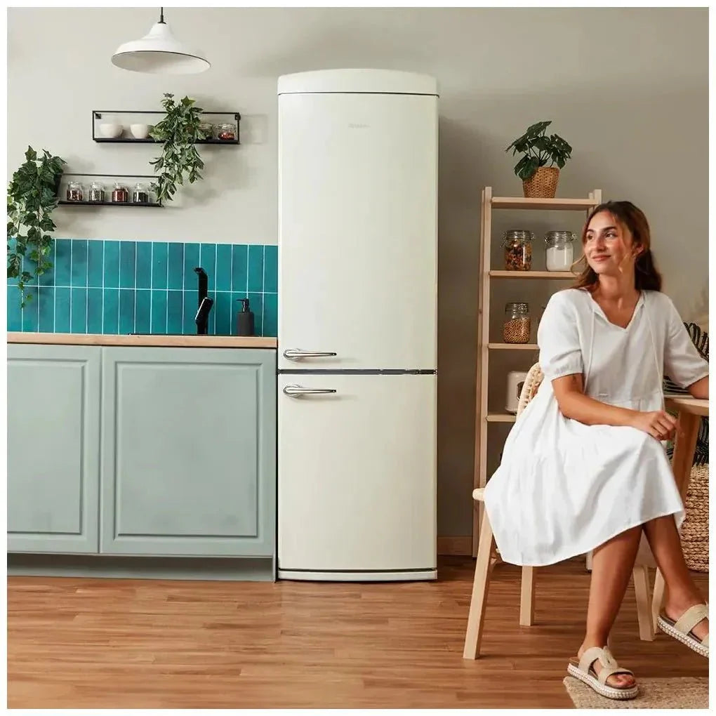 Frigorífico Retro Beige 294L: Eficiencia Energética y Tecnología Avanzada de Cecotec