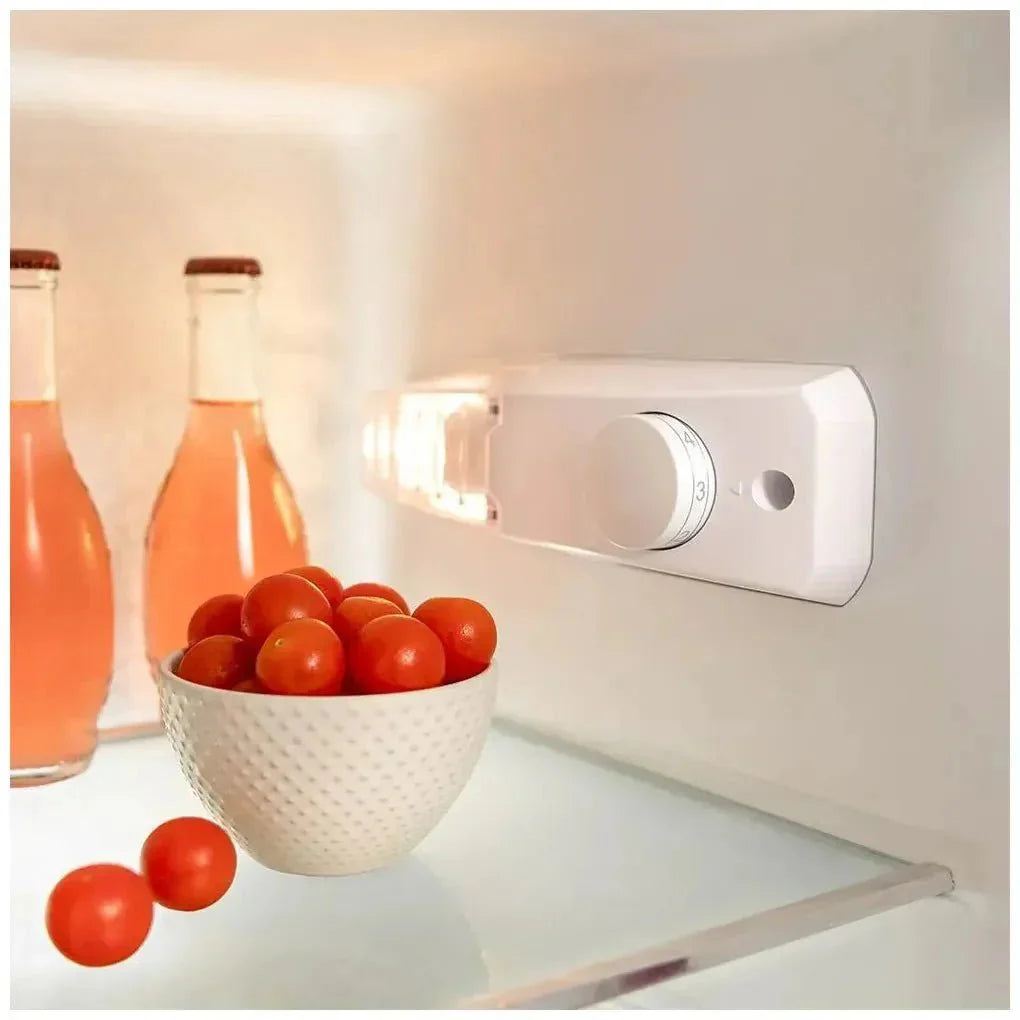 Frigorífico Retro 215L Rojo con Luz, Clase E y Control de Temperatura de Cecotec
