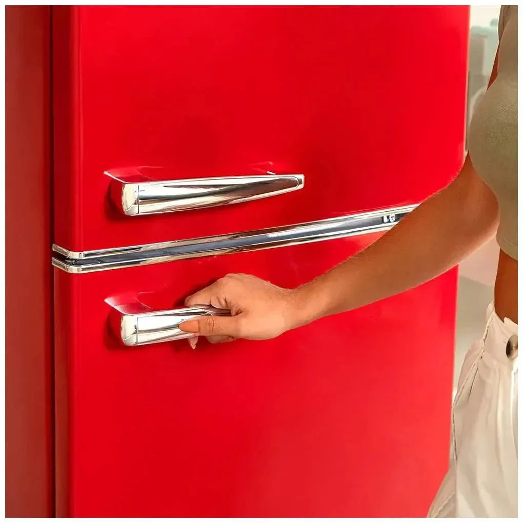 Frigorífico Retro 215L Rojo con Luz, Clase E y Control de Temperatura de Cecotec