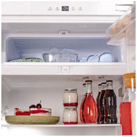 Frigorífico Integrable 121L Clase E con Fast Freezing y Puerta Reversible de Cecotec
