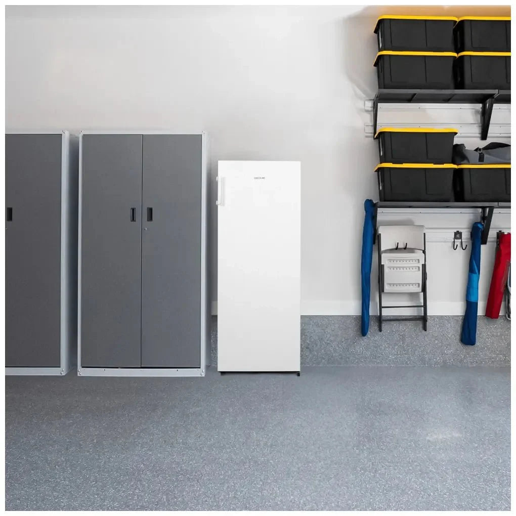 Congelador Vertical 155L No Frost con Puerta Reversible y Alarma de Apertura de Cecotec