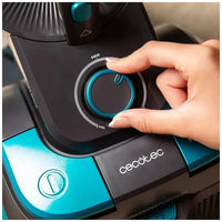 Aspirador Multiciclónico 900W con Filtro HEPA y Accesorios para Mascotas de Cecotec
