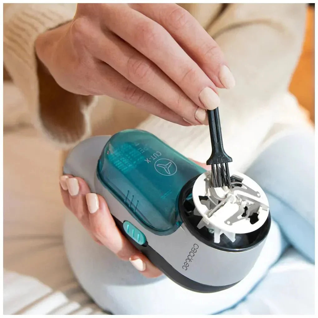 Quitapelusas Recargable Cut-X 4500: Eficiencia y Cuidado para tus Prendas de Cecotec