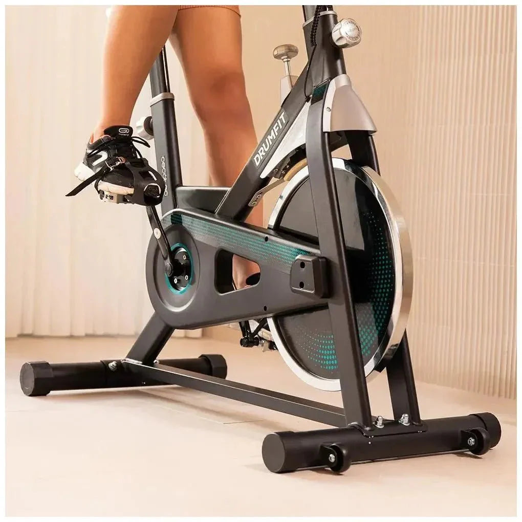Bicicleta estática Indoor DrumFit 13000 Delfos con volante de inercia de 13 kg sistema Silence Fit y pantalla LCD de Cecotec