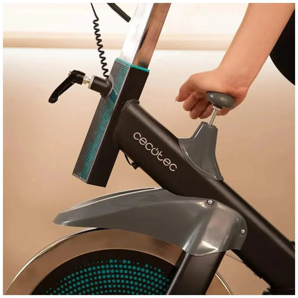 Bicicleta estatica DrumFit 18000 Ceres con volante de inercia de 18 kg sistema Silence Fit y pantalla LCD Cecotec