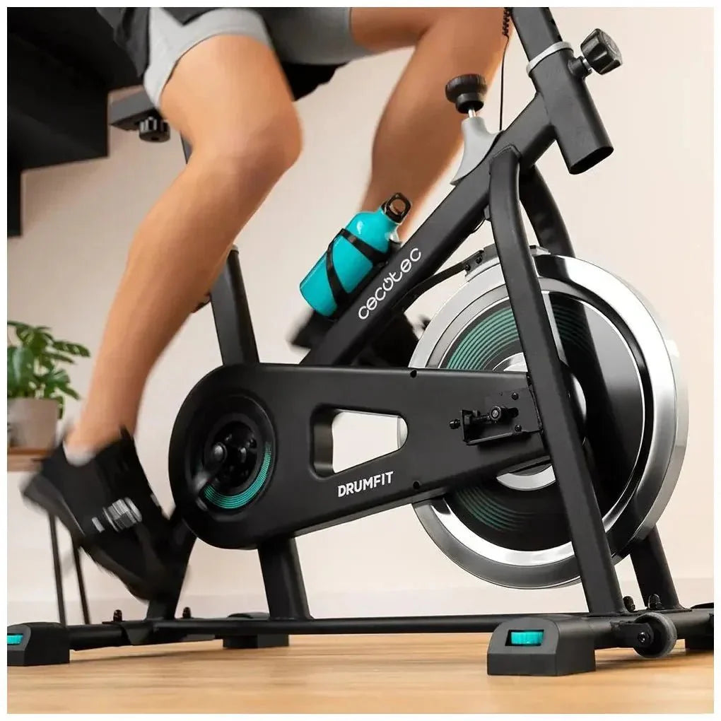 Bicicleta estatica DrumFit 6000 Forcis con volante de inercia de 6 kg resistencia manual monitor LCD y calapiés Cecotec