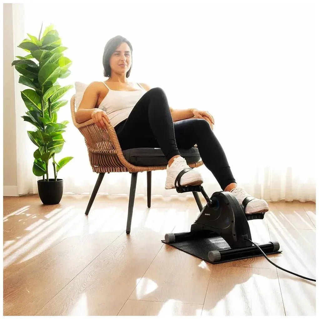 Pedalier Estático DrumFit Cycle Compact Pro con movimiento asistido control remoto y pantalla LED Cecotec
