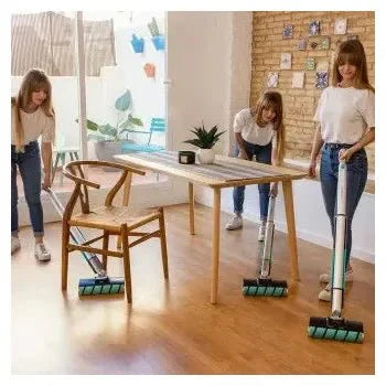 Fregona eléctrica sin cable con doble rodillo y base de autolimpieza freego wash twice spray de Cecotec