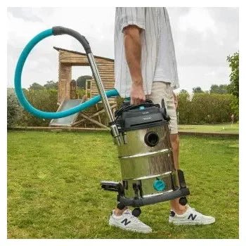 Aspiradora sin bolsa de 1600 w con depósito de 30 l y función de soplado conga rockstar wet & dry steel max pro de Cecotec